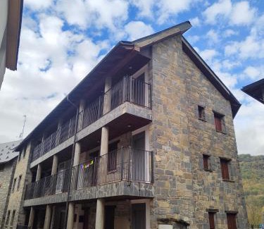 El Pueyo de Jaca Apartment | Los Cachorros