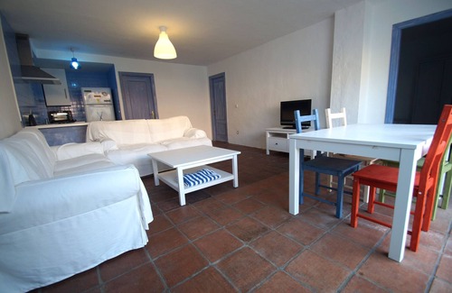 Tarifa House | Los Lances 2nd line beach: Ibicencan house with lawn for 6 persons