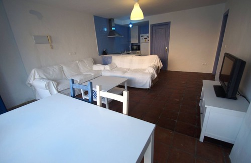 Tarifa House | Los Lances 2nd line beach: Ibicencan house with lawn for 6 persons