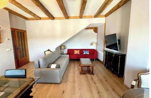 Sepulveda Apartment | Los Templarios