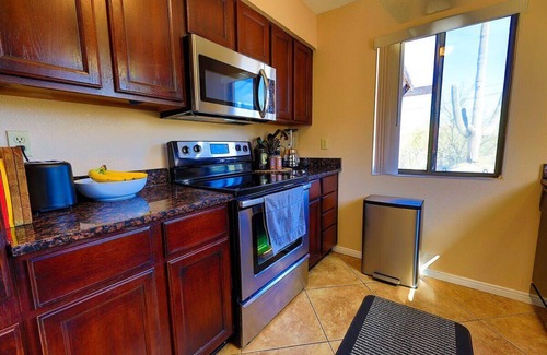 Apache Junction House | Lost Dutchman Retreat Stunning Views Dog Friendly