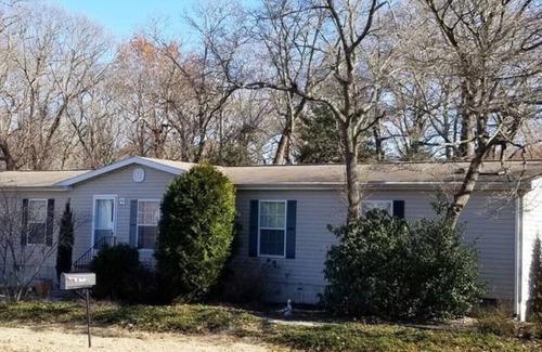 Rehoboth Beach House | Lots Of Room-Main House And Cottage With Pool (Sleeps 12)