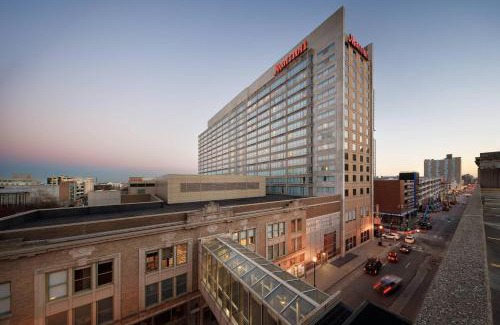 Downtown Louisville Hotel | Louisville Marriott Downtown