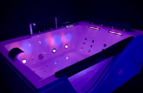 Julienas House | Love Room du Pavillon with SPA in Beaujolais 50 min from Lyon