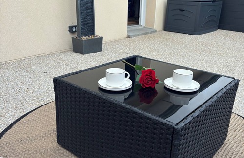 La Chaussee House | Love-room Tentation-breakfast included