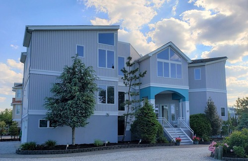 Beach Haven House | Loveladies Long Beach Island Lagoon Front 6/7 Bedroom with Pool
