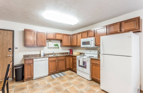 Sioux Falls Apartment | Lovely 1 BD Ideal for Traveling Professionals!