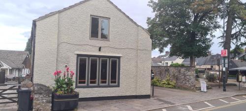 Newport Apartment | Lovely 1-Bed Loft in Newport