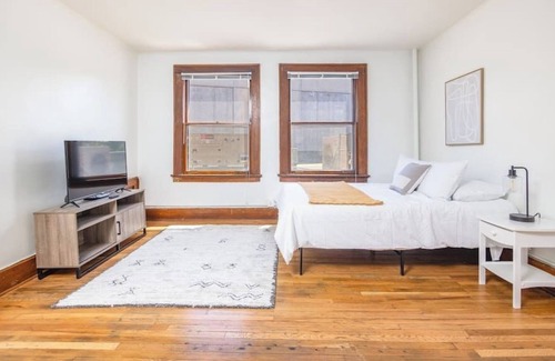 Downtown Des Moines Apartment | Lovely 1 Bed Studio In Downtown Des Moines