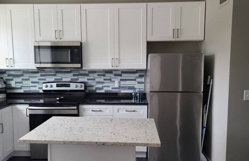 Port Washington Apartment | Lovely 1 bedroom rental. Newly renovated!