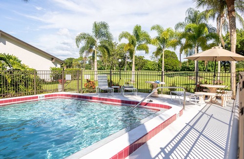 The Meadows Condo | Lovely 1bed/1bath condo The Meadows GOLF COURSE VIEW!