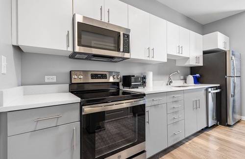 Everett Apartment | Lovely 1BR Near Encore Boston 7805
