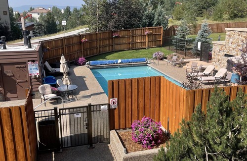 Steamboat Springs Condo | Lovely 2 bedroom condo - steps from gondola/mountain base