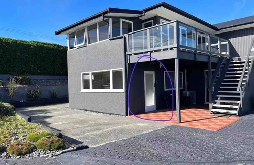 Greymouth House | Lovely 2 beds family unit with Free parking & WiFi