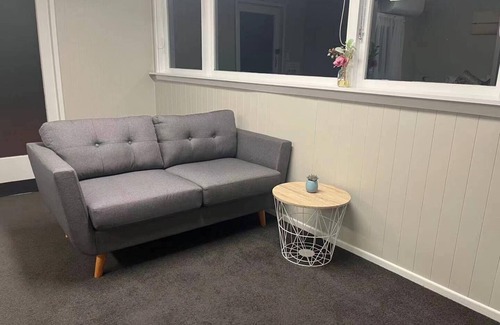 Greymouth House | Lovely 2 beds family unit with Free parking & WiFi
