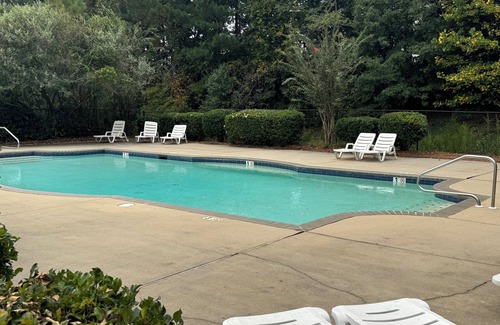 Auburn Condo | Lovely 2BR 2.5BA Condo
