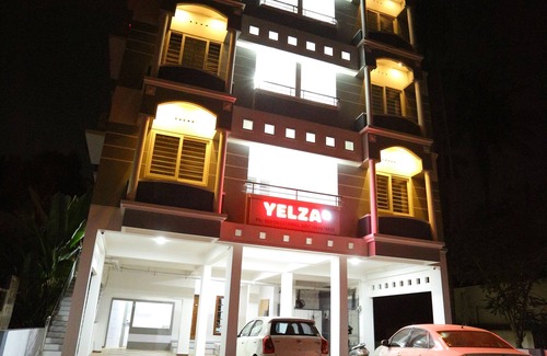 Alwaye Apartment | Lovely 2BR Apt Near Rajagiri Hospital, Lift Access, FREE Breakfast
