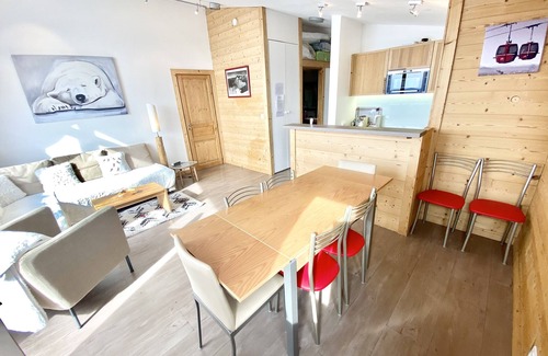 Avoriaz Apartment | Lovely 3 room with exceptional view in the heart of Avoriaz (ski-in/ski out!)