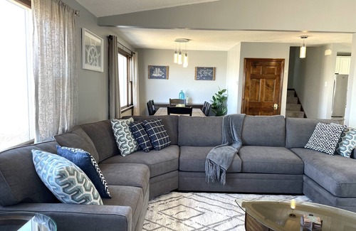 Gloucester Apartment | Lovely 3br apt in Gloucester, free parking