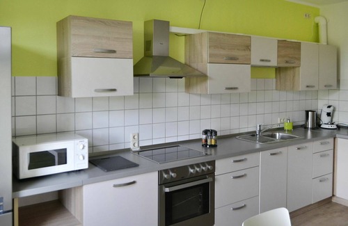 Detmold Apartment | Lovely apartment for 4 people with WIFI, TV, terrace and parking