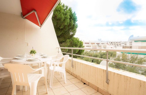 La Petite Motte Apartment | Lovely apartment for 6 guests with WIFI, TV, terrace and pets allowed