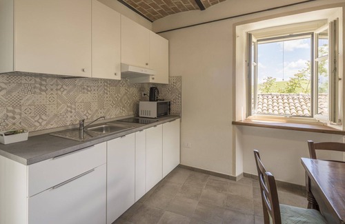 Monforte d'Alba Apartment | Lovely apartment for 4 guests with WIFI, pool and balcony, close to Alba