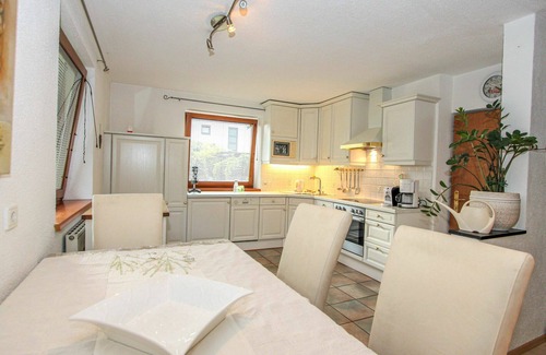 Zirl Apartment | Lovely apartment for 4 guests with WIFI, TV and patio
