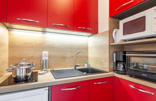 La Toussuire Apartment | Lovely apartment for 4 guests with WIFI, TV and balcony
