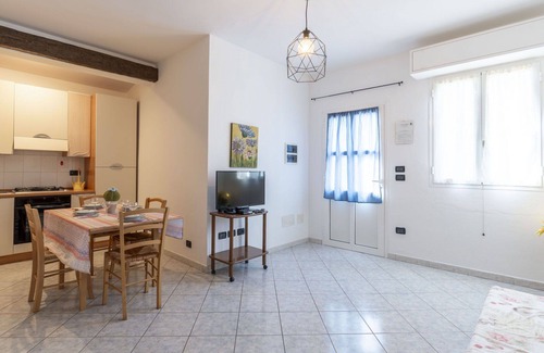 Gazzelli Apartment | Lovely apartment for 12 people with pool, WIFI, balcony, pets allowed and panoramic view