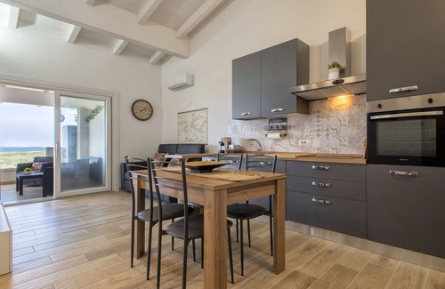 La Muddizza Apartment | Lovely apartment for 5 people with A/C, WIFI, TV and patio