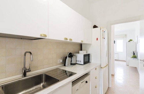 Torvaianica Apartment | Lovely apartment for 3 guests with A/C, TV and terrace