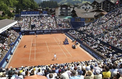 Gstaad Apartment | Lovely apartment for 4 guests with WIFI, TV and balcony