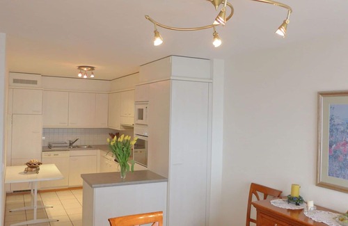 Montreux Apartment | Lovely apartment for 5 people with WIFI, TV, balcony, pets allowed and panoramic view