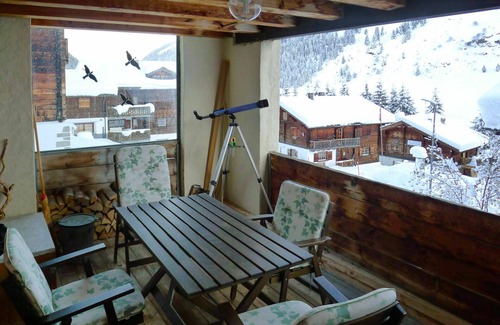 Tujetsch Apartment | Lovely apartment for 6 people with WIFI, TV, patio and panoramic view