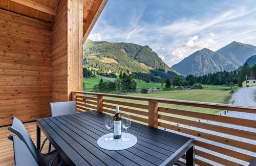 Solk Apartment | Lovely apartment for 4 people with hot tub, WIFI, TV and patio