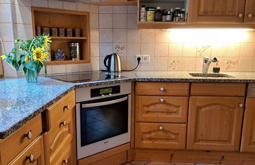 Maishofen Apartment | Lovely apartment for 5 guests with WIFI, TV, patio and pets allowed