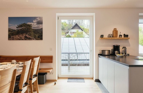 Fischbach bei Dahn Apartment | Lovely apartment for 8 guests with WIFI, TV and balcony