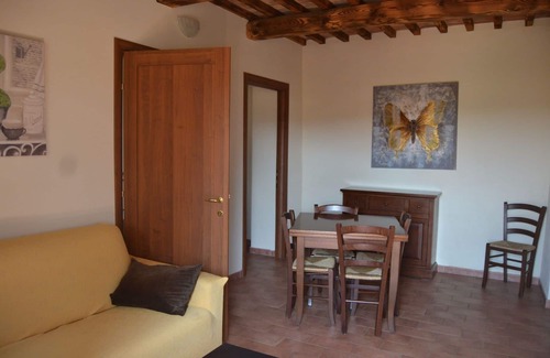 Casalappi Other | Lovely apartment for 4 guests with pool, A/C, TV and panoramic view