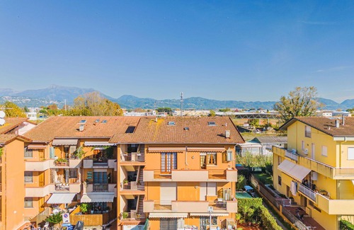 Ex Campo d'Aviazione Apartment | Lovely apartment for 6 people with WIFI, TV and balcony