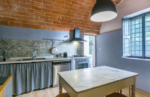 Lorenzana Villa | Lovely apartment in villa for 4 people with WIFI, pool and pets allowed