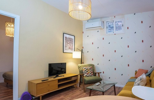 Golden Triangle of Art Apartment | Lovely Apartment in Lavapiés, Cozy and Central