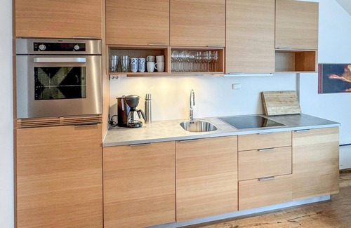 Sogne Apartment | Lovely apartment in Søgne with WiFi