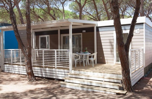 Vignola Mare House | Lovely apartment in villa for 6 guests with WIFI, pool, A/C, TV and terrace