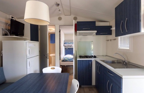 Fertilia House | Lovely apartment in villa for 4 people with A/C, pool, WIFI, TV, terrace and pets allowed