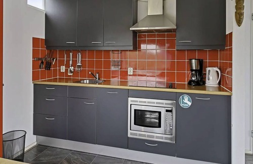 Anjum House | Lovely apartment in villa for 6 guests with WIFI, TV, terrace, pets allowed and parking