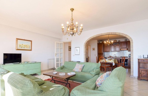 Giardini Naxos Apartment | Lovely apartment in Giardini Naxos