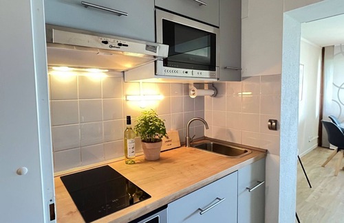 Loffingen Apartment | Lovely apartment with pool, WIFI, TV, balcony, pets allowed, panoramic view and parking
