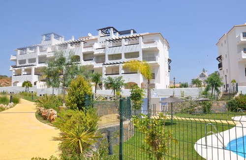 San Luis de Sabinillas Apartment | Lovely apartment with large terrace facing the pool. Walking distance to everything.