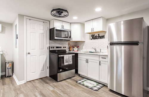 Waycross Cottage | Lovely cozy cottage with AC in charming Waycross