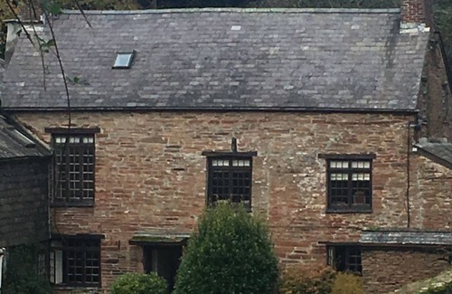Chillington House | Lovely historic family house, with private walled garden and shared facilities